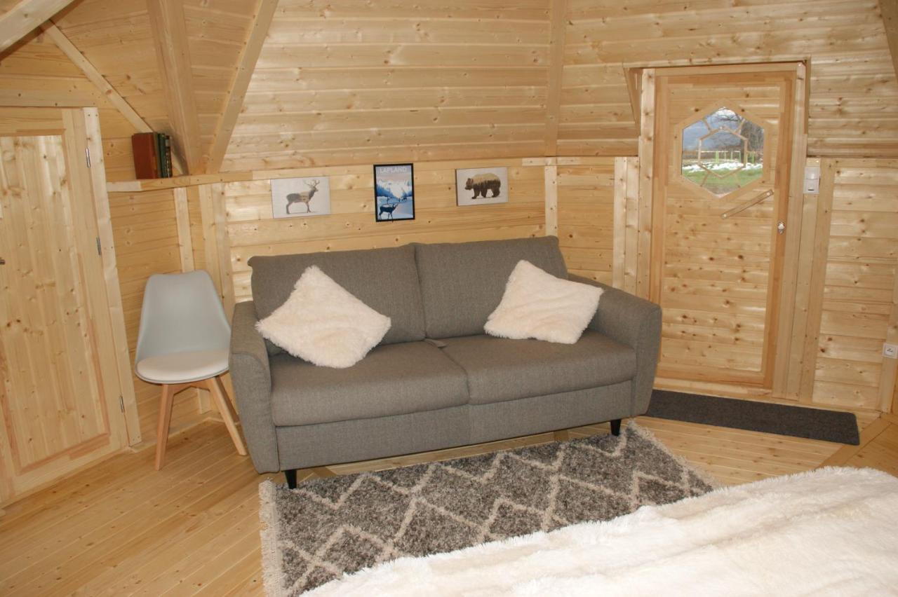Les Cabanes Du Grand Nord Pradines  Exteriör bild