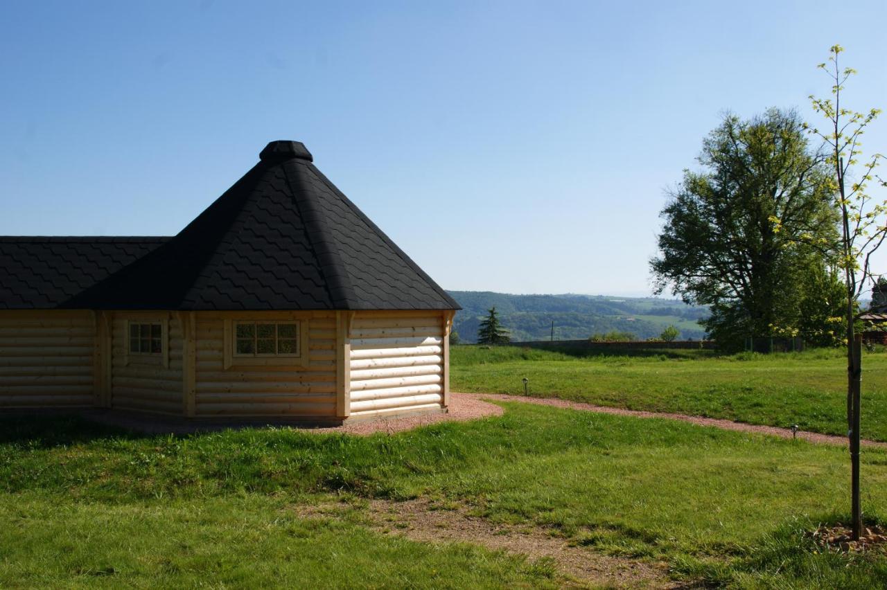 Les Cabanes Du Grand Nord Pradines  Exteriör bild