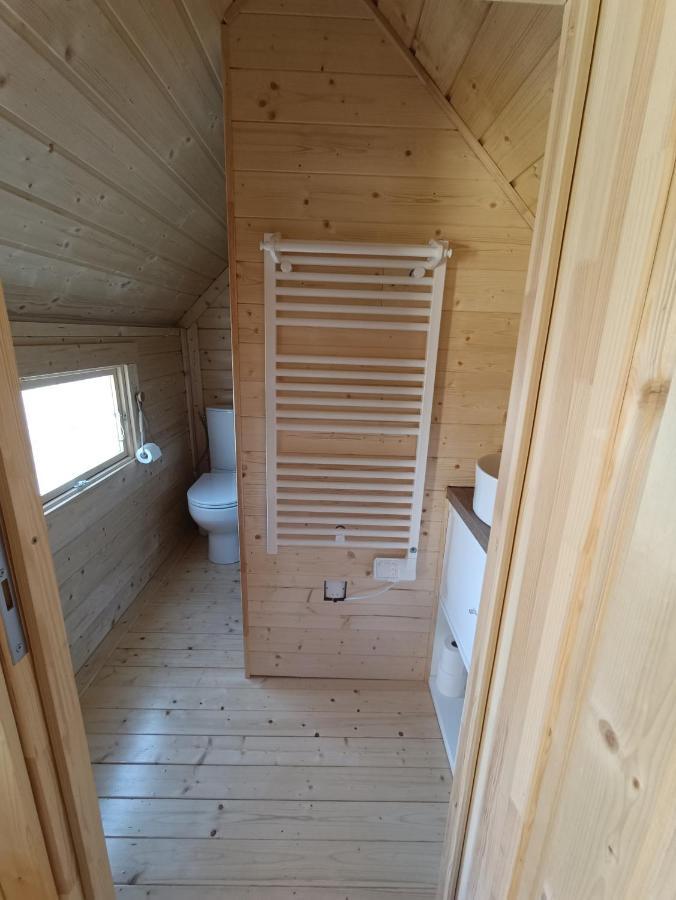 Les Cabanes Du Grand Nord Pradines  Exteriör bild